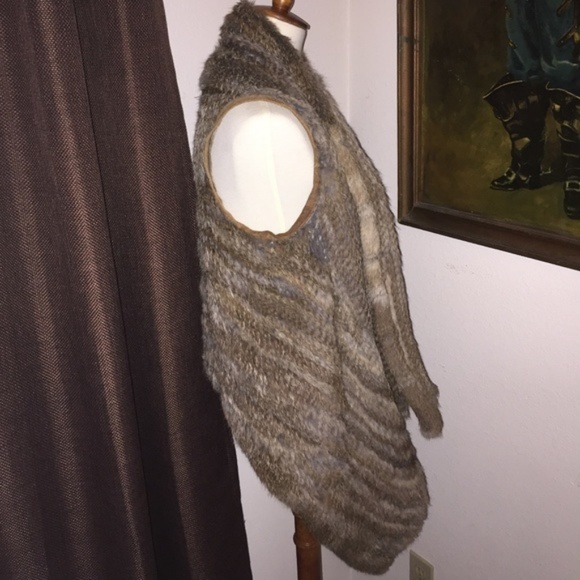 Genuine Rabbit Fur Vest - Picture 5 of 8